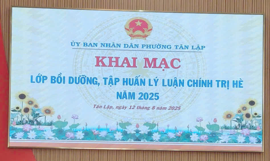 TRƯỜNG TIỂU HỌC NGUYỄN ĐÌNH CHIỂU, PHƯỜNG TÂN LẬP, TỈNH ĐĂK LĂK THAM GIA KHAI MẠC LỚP BỒI DƯỠNG, TẬP HUẤN LÝ LUẬN CHÍNH TRỊ HÈ NĂM 2025
